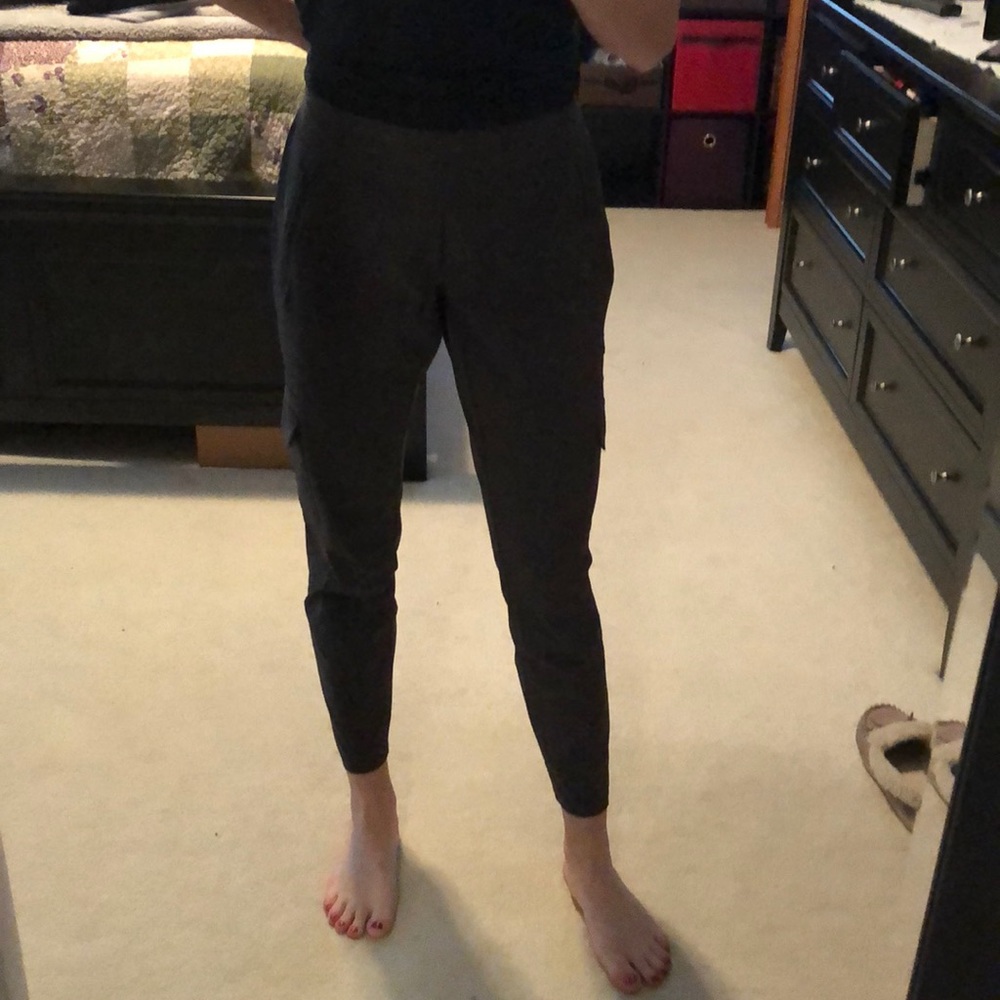 Ankle pants